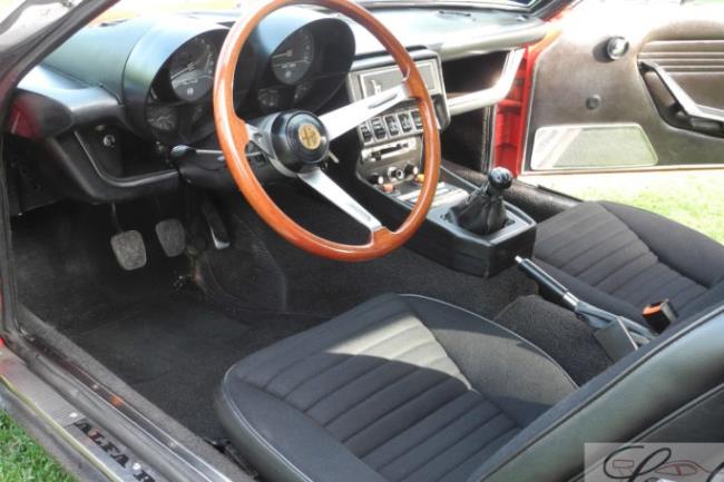 Alfa Romeo Montreal 1973 - 8