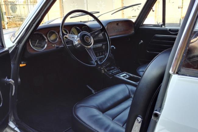 Alfa Romeo 2600 SZ Zagato - 6